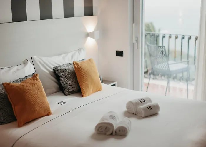 Bianca Villa Sorrente